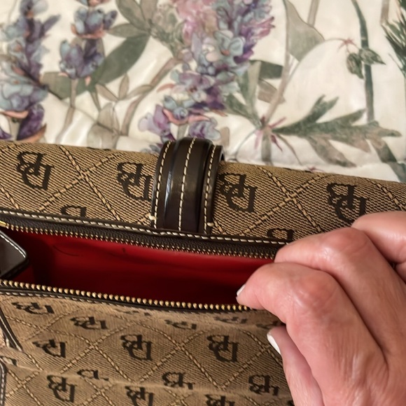 Dooney & Bourke wallet - Picture 3 of 3